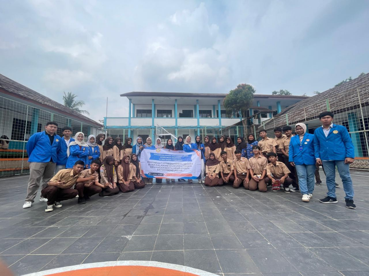 Pemanfaatan Media Sosial untuk Literasi Keuangan dan Entrepreneurship di Kalangan Siswa