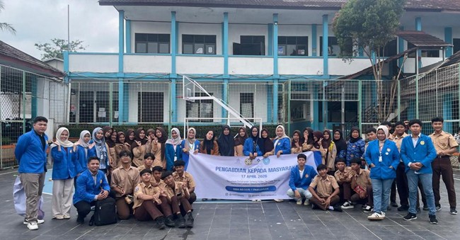 Mahasiswa Akuntansi UNPAM Edukasi Hidden Tax pada Transaksi Digital di SMAN 1 Pabuaran