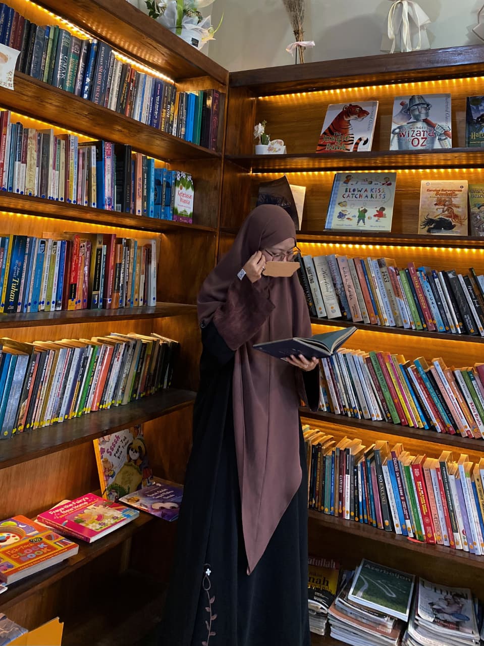 Menjadi Perempuan Multiperan: Hebat karena Mampu atau Terpaksa karena Tuntutan?